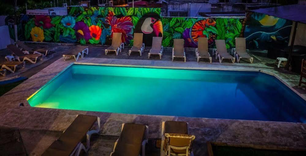 Hostel El Corazon Cancun Exterior photo